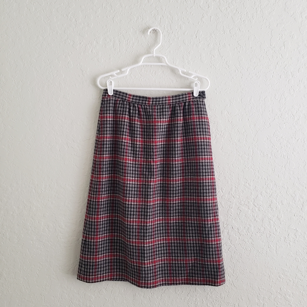 Vintage Pendleton Black And Red Plaid Virgin Wool Pencil Skirt - Picture 1 of 5